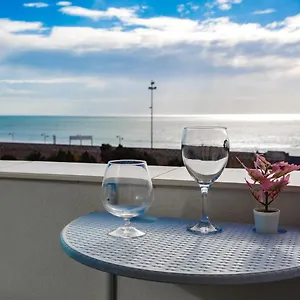 Apartamento Poseidon & Parking By Cadiz4rentals, Cádiz