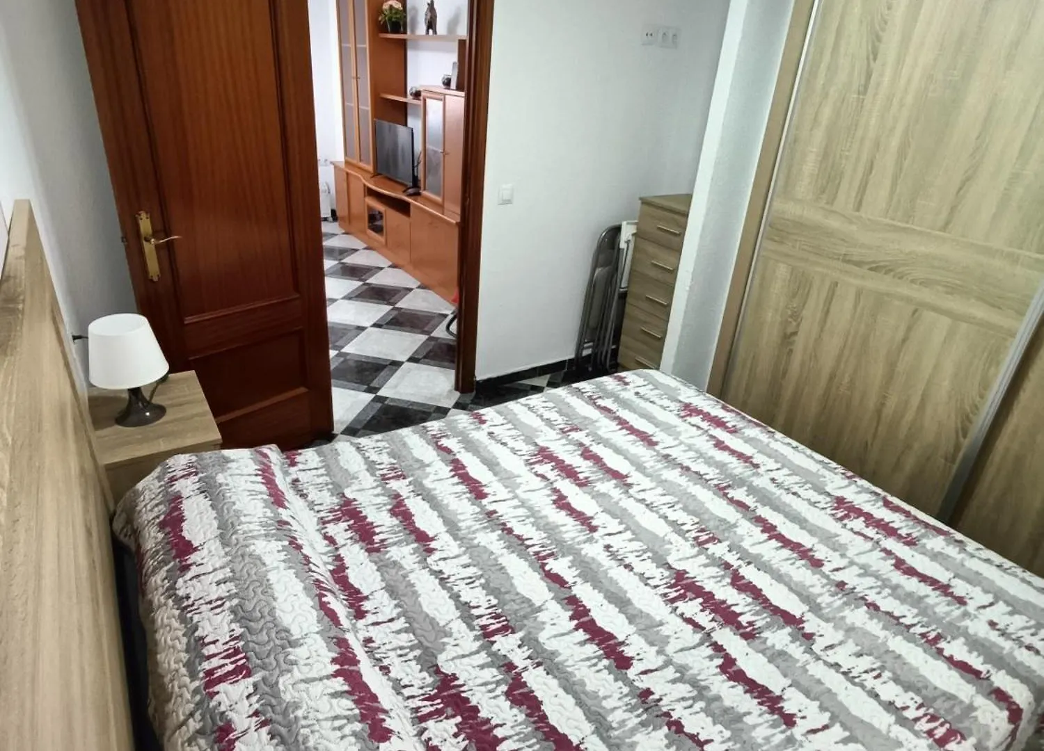 Piso Calidad Precio Junto A La Playa De La Victoria Apartment Cadiz Spain